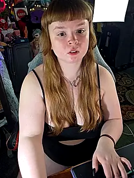 Snapshot of VelvetDiablo chatting on 05.15.26 VelvetDiablo online show from 05.15.26
