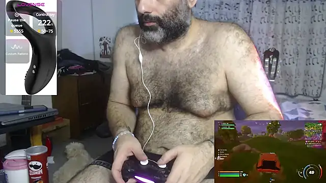 Snapshot of DarkRosa chatting on 12.08.24 DarkRosa online show from 12.08.24