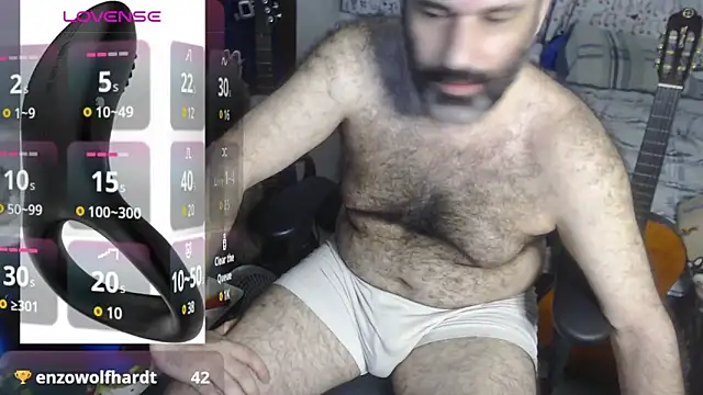 Snapshot of DarkRosa chatting on 02.04.25 DarkRosa online show from 02.04.25