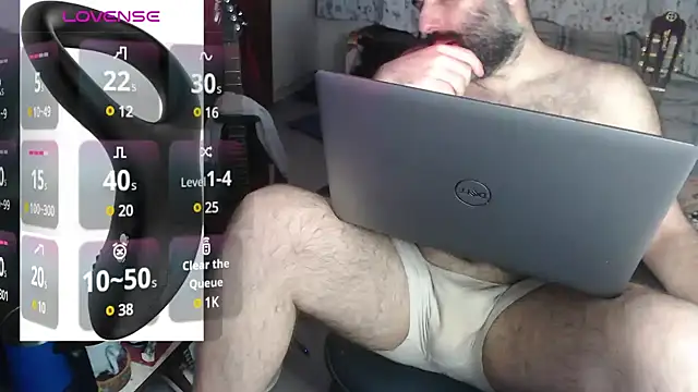 Snapshot of DarkRosa chatting on 02.10.25 DarkRosa online show from 02.10.25