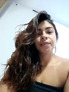 Snapshot of Ivanna2 chatting on 09.29.25 Ivanna2 online show from 09.29.25