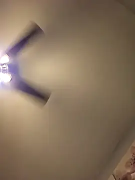 Snapshot of Nikkierosee chatting on 12.12.24 Nikkierosee online show from 12.12.24