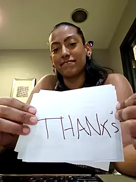 Snapshot of Nikkierosee chatting on 02.21.25 Nikkierosee online show from 02.21.25