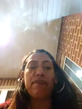 Snapshot of Nikkierosee chatting on 02.27.25 Nikkierosee online show from 02.27.25