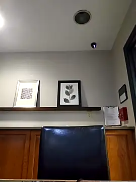 Snapshot of Nikkierosee chatting on 03.11.25 Nikkierosee online show from 03.11.25