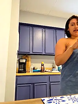 Snapshot of Nikkierosee chatting on 09.14.25 Nikkierosee online show from 09.14.25