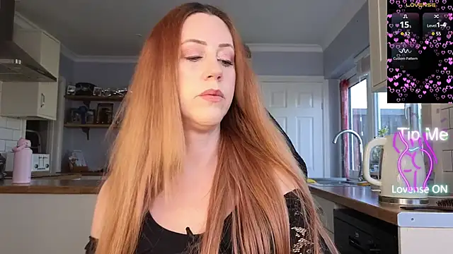 Snapshot of stripmequick chatting on 03.02.26 stripmequick online show from 03.02.26