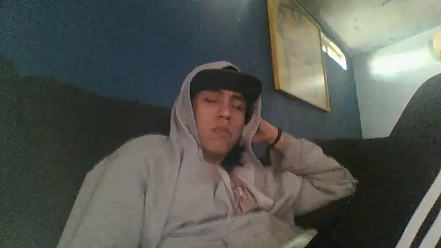 AlexAlejandro13 online show from 02.10.26