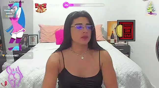 Snapshot of Khalifa_Gold chatting on 01.26.25 Khalifa Gold online show from 01.26.25