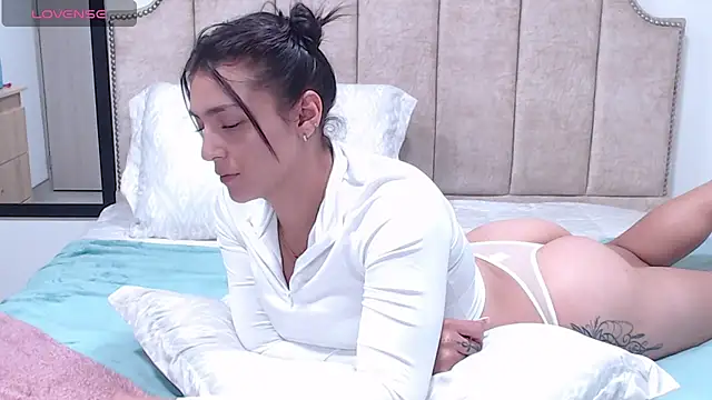 EricaVanderhill online show from 02.23.25