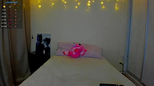 Snapshot of Bella_Foryou chatting on 02.21.25 Bella Foryou online show from 02.21.25