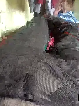 Snapshot of FinableKnee chatting on 11.18.25 FinableKnee online show from 11.18.25