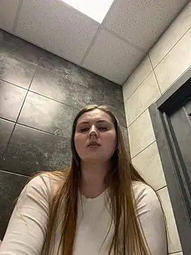 CandyShoopp online show from 03.15.25