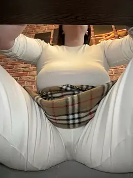 CandyShoopp online show from 03.15.25