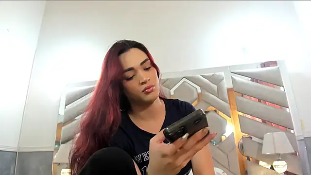 alexandra fire69x online show from 09.12.25