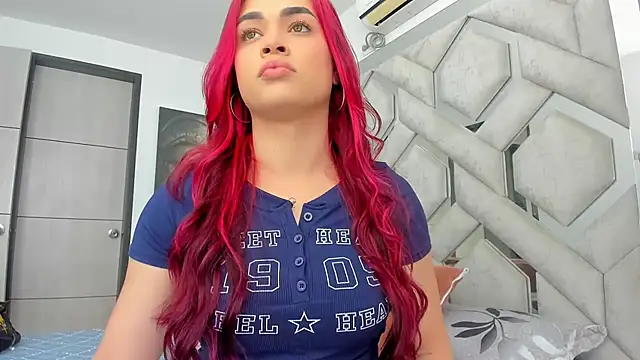 alexandra fire69x online show from 04.17.26