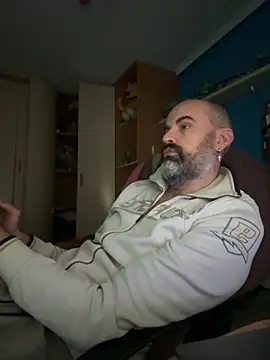 pollito1985 2 online show from 09.28.25