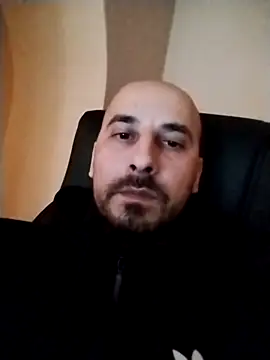 Snapshot of WyzzzXxX chatting on 02.02.25 WyzzzXxX online show from 02.02.25