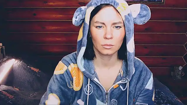 Platina Fox online show from 02.06.25