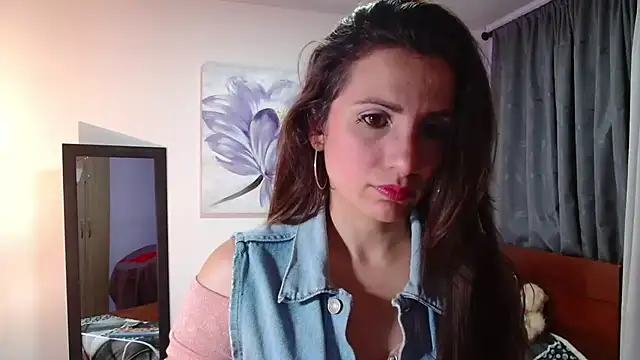 vanessabrown  online show from 02.01.25