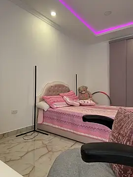 Sensualtease online show from 02.07.26