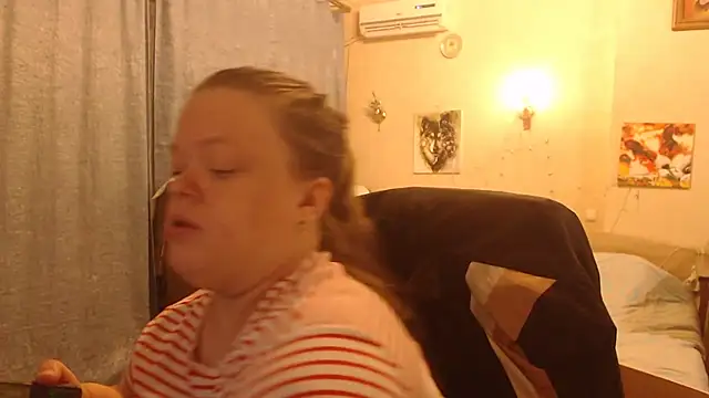 Snapshot of Janiffer_MiMi chatting on 12.07.24 Janiffer MiMi online show from 12.07.24