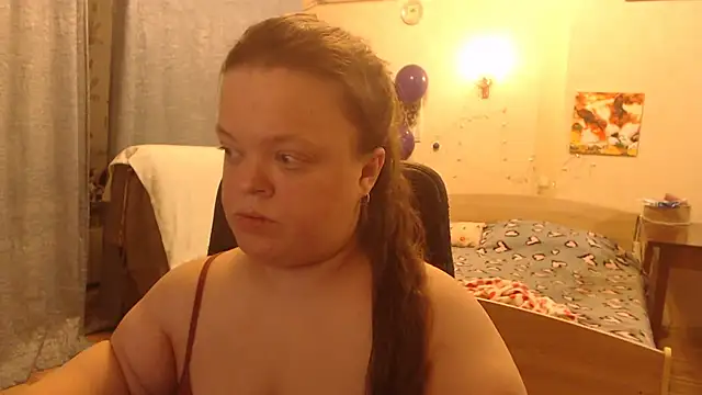 Snapshot of Janiffer_MiMi chatting on 12.26.24 Janiffer MiMi online show from 12.26.24