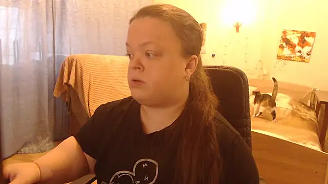 Snapshot of Janiffer_MiMi chatting on 01.28.25 Janiffer MiMi online show from 01.28.25