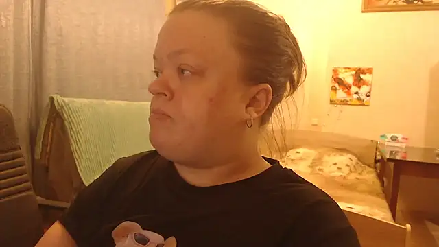 Snapshot of Janiffer_MiMi chatting on 02.19.25 Janiffer MiMi online show from 02.19.25