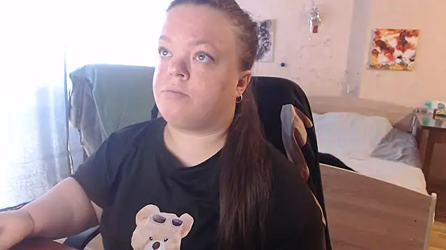 Snapshot of Janiffer_MiMi chatting on 03.13.25 Janiffer MiMi online show from 03.13.25