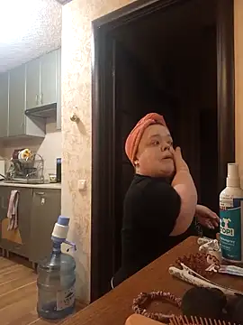 Snapshot of Janiffer_MiMi chatting on 03.19.25 Janiffer MiMi online show from 03.19.25