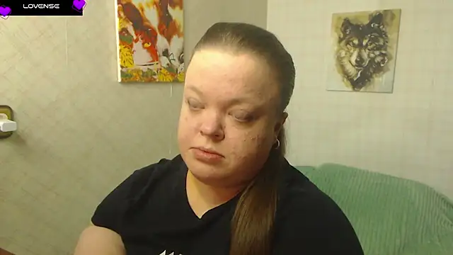 Snapshot of Janiffer_MiMi chatting on 09.18.25 Janiffer MiMi online show from 09.18.25