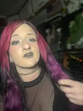 Snapshot of 1-800-FUCKYOU chatting on 12.09.24 1-800-FUCKYOU online show from 12.09.24