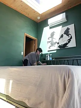 Snapshot of 1-800-FUCKYOU chatting on 02.09.26 1-800-FUCKYOU online show from 02.09.26