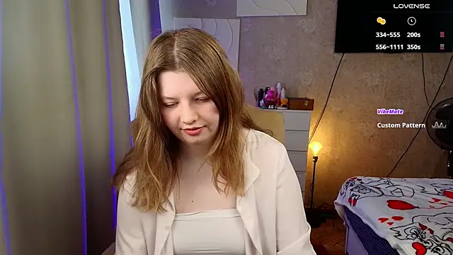 Snapshot of Vivian_cutie chatting on 04.26.26 Vivian cutie online show from 04.26.26