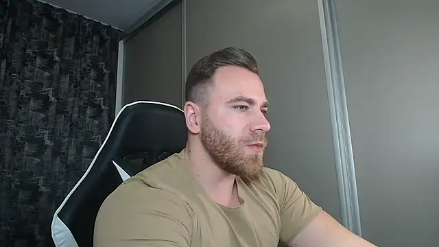 Thori92 online show from 03.01.25