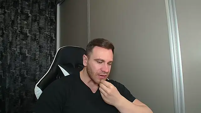 Thori92 online show from 04.08.26