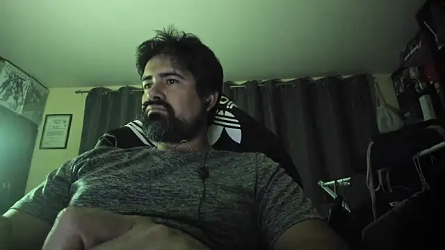 Snapshot of VonDoomdelToro chatting on 06.20.26 VonDoomdelToro online show from 06.20.26