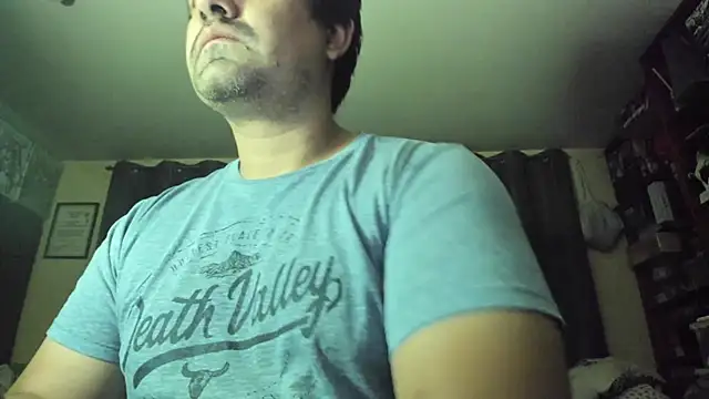 Snapshot of VonDoomdelToro chatting on 07.04.26 VonDoomdelToro online show from 07.04.26