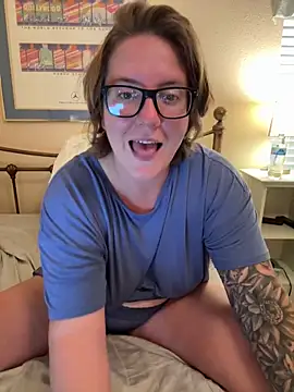 Lizzyloo online show from 12.03.24