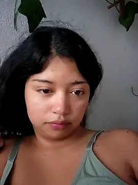 Snapshot of Peach_Girll chatting on 09.11.25 Peach Girll online show from 09.11.25