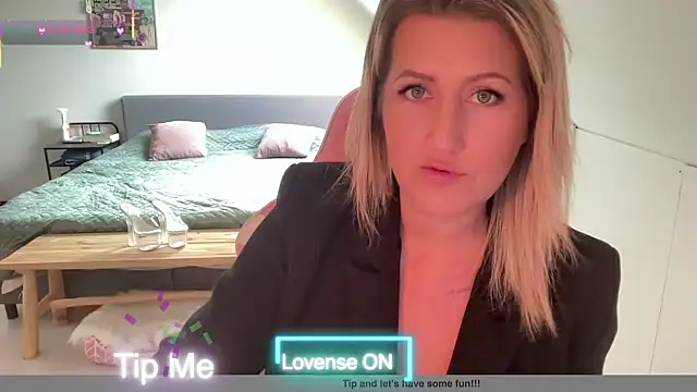 TessToy online show from 09.26.25