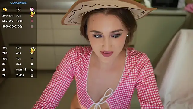 Snapshot of Vassiilisa chatting on 02.08.25 Vassiilisa online show from 02.08.25