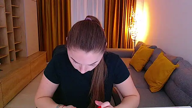  Mia Adams online show from 03.31.26