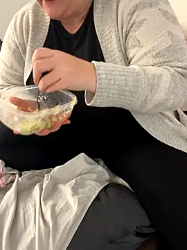 sweeti Em online show from 01.07.26