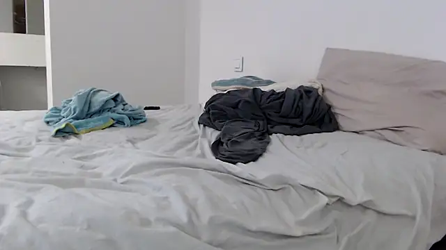 sweeti Em online show from 02.18.26