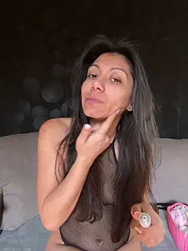 Snapshot of Kiscsillagg chatting on 01.28.25 Kiscsillagg online show from 01.28.25