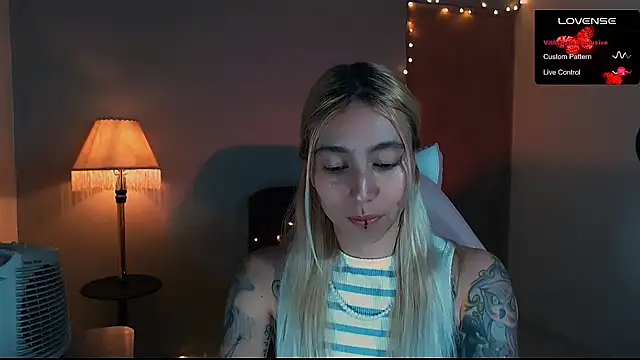 Saucy Jenn online show from 01.17.25