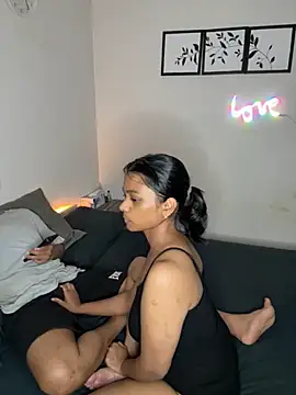 Guessmyjoy online show from 11.25.25