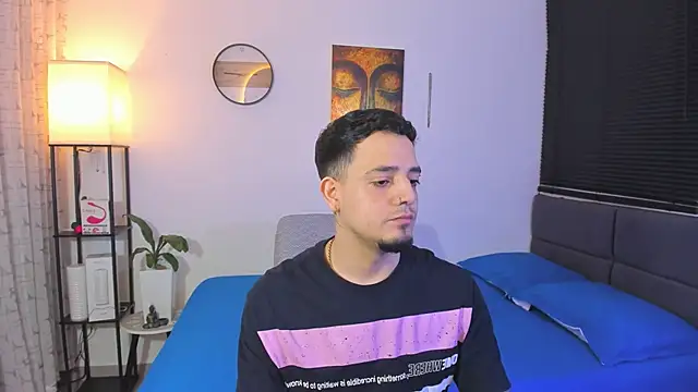 Snapshot of alejandro_calderon1 chatting on 06.23.26 alejandro calderon1 online show from 06.23.26